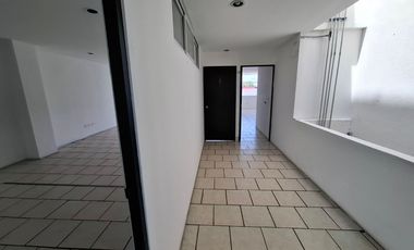 EXCELENTE EDIFICIO EN RENTA CON GRAN UBICACION, JUNTO A CIRCUITO JUAN PABLO Y A MINUTOS DE ANGELOPOLIS!!