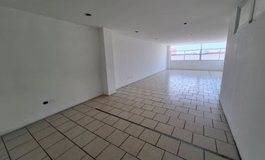 EXCELENTE EDIFICIO EN RENTA CON GRAN UBICACION, JUNTO A CIRCUITO JUAN PABLO Y A MINUTOS DE ANGELOPOLIS!!