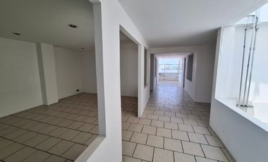 EXCELENTE EDIFICIO EN RENTA CON GRAN UBICACION, JUNTO A CIRCUITO JUAN PABLO Y A MINUTOS DE ANGELOPOLIS!!