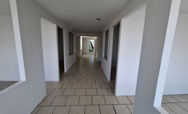 EXCELENTE EDIFICIO EN RENTA CON GRAN UBICACION, JUNTO A CIRCUITO JUAN PABLO Y A MINUTOS DE ANGELOPOLIS!!