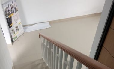 Rumah Puri A. Kencana Jatisari Jatiasih, Baru 2 LANTAI Murah di Dekat Tol di Kota Bekasi Jual Dijual