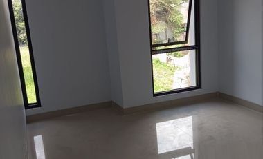 Rumah Puri A. Kencana Jatisari Jatiasih, Baru 2 LANTAI Murah di Dekat Tol di Kota Bekasi Jual Dijual