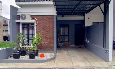 Rumah P.Liv Cihanjuang, 2/1 LANTAI di Cisasawi/Taman Cihanjuang Parongpong Bandung Barat Jual Dijual