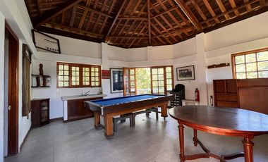 Casa  en arriendo, Loma  Del Chocho, Envigado, Antioquia