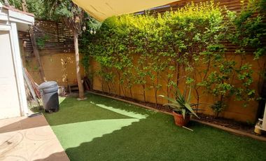 Hermosa casa en condominio cerrado 5 Dormitorios - ARRIENDO