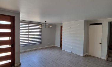 Hermosa casa en condominio cerrado 5 Dormitorios - ARRIENDO