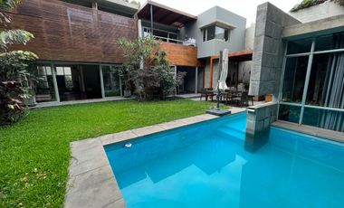 Oportunidad única: Venta moderna Casa en el mejor condominio de La Molina