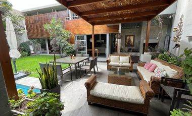 Oportunidad única: Venta moderna Casa en el mejor condominio de La Molina