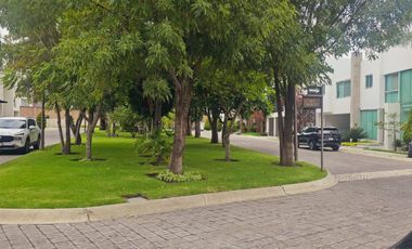 TERRENO EN VENTA UBICADO EN FRACCIONAMIENTO SANTA FE