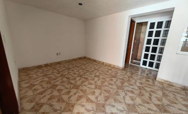 Renta Casa, Ecatepec De Morelos, Edo. Mex.