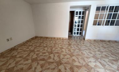 Renta Casa, Ecatepec De Morelos, Edo. Mex.