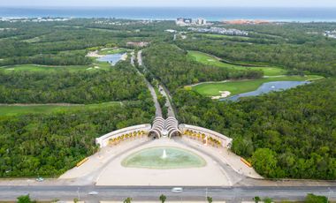 LUJOSA Y EXCLUSIVA VILLA EN RIVIERA MAYA , CON CAMPO DE GOLF Y BEACH CLUB,  ARQUITECTURA DE SORDO MADALENO