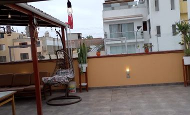 CASA EN EXCELENTE UBICACION A ESPALDAS DE HIRAOKA