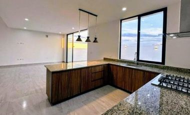 Casa en venta en la Privada Zentura Residencial