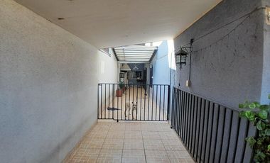 PASAJE RAFAEL/ REMODELADA/ METRO LO CRUZAT/ RECIBEN OFERTAS