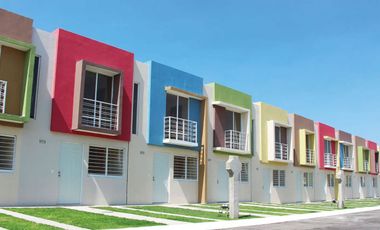 DESARROLLO PARQUE DE LAS AVES: CASAS DÚPLEX Y UNIFAMILIARES EN ZAPOPAN