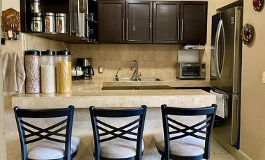 CASA CON LOCAL COMERCIAL EN PUERTO VALLARTA