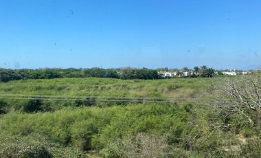 CASA CON LOCAL COMERCIAL EN PUERTO VALLARTA