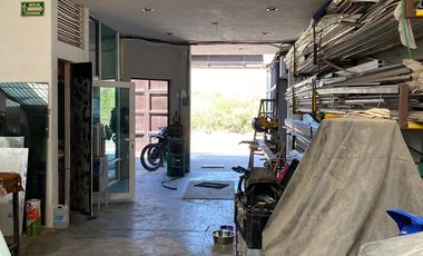 CASA CON LOCAL COMERCIAL EN PUERTO VALLARTA