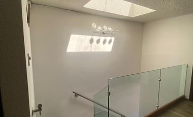 Casa Bonita y funcional para familia con niños pequeños