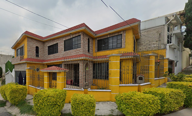 CASA EN REMATE, EN LOMAS LINDAS, ATIZAPAN DE ZARAGOZA