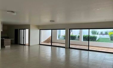 SE VENDE CASA EN GRAN JARDIN, JARDIN RUSO, LEON GUANAJUATO, ZONA NORTE