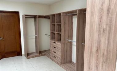 SE VENDE CASA EN GRAN JARDIN, JARDIN RUSO, LEON GUANAJUATO, ZONA NORTE