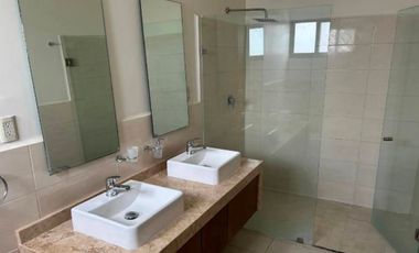 SE VENDE CASA EN GRAN JARDIN, JARDIN RUSO, LEON GUANAJUATO, ZONA NORTE