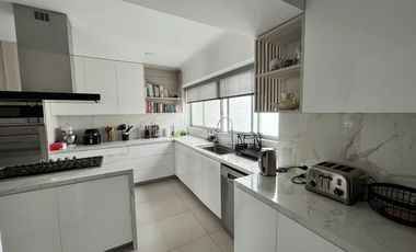 Venta Dúplex de lujo con terraza de 63 m², jacuzzi y vista panorámica al Golf de San Isidro