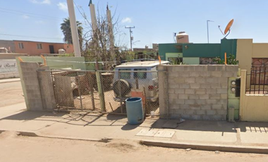 Casa en venta en  Villa del Campo, 22785 Ensenada, B.C