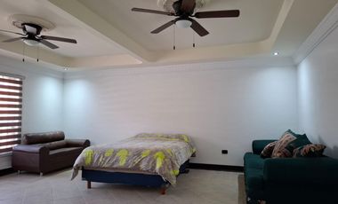 Residencia en venta – Haciendas del Valle II