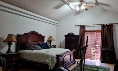 Se vende Residencia exclusiva en Rincones de San Francisco, Chihuahua- Opción a venta con muebles de línea exclusiva