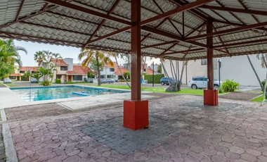 REMATO HERMOSA CASA CON 3 RECAMARAS UBICADA EN EL RESIDENCIAL COUNTRY TEJALPA JIUTEPEC MORELOS APROVECHA