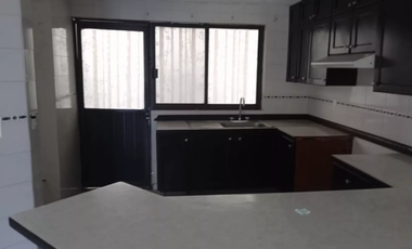 REMATO HERMOSA CASA CON 3 RECAMARAS UBICADA EN EL RESIDENCIAL COUNTRY TEJALPA JIUTEPEC MORELOS APROVECHA