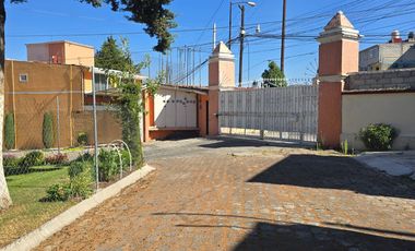Terreno en Venta con Propiedad en Obra Gris en Almoloya