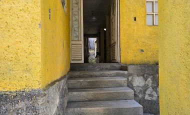 Terreno en Venta con Propiedad en Obra Gris en Almoloya