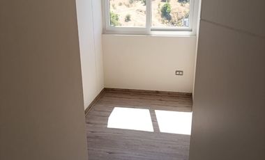 Arriendo Depto. 2d / 1b con Estacionamiento, Quilpué.