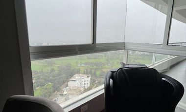 Venta Dpto. de lujo con vista panorámica al Golf Los Inkas – Terraza, cava y 3 dorms. con baño propio