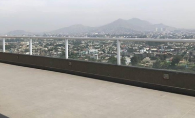 Venta Dpto. de lujo con vista panorámica al Golf Los Inkas – Terraza, cava y 3 dorms. con baño propio