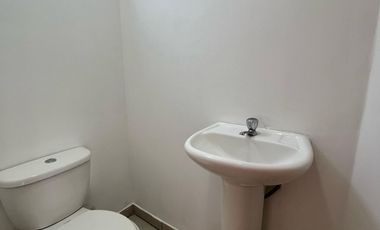 HERMOSA CASA EN VENTA - CASAS DEL VALLE