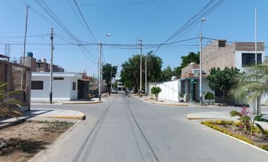 Alquiler de Casa Amoblada de 2 Pisos en Sol de Ica IV Etapa – Frente a Parque