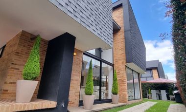 VENTA CASA MODERNA