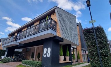 VENTA CASA MODERNA