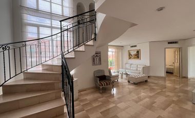 ARRIENDO APARTAENTO AMOBLADO
