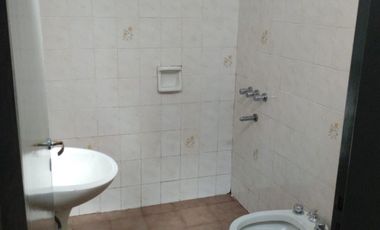 Casa en Av. Colon, OPORTUNIDAD