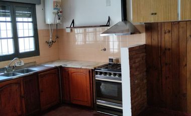 Casa en Av. Colon, OPORTUNIDAD