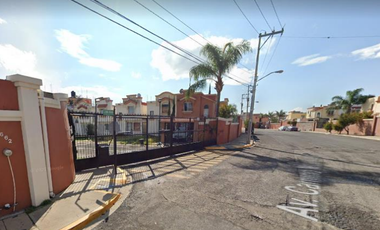 Casa En Venta Col. San Gaspar De Las  Flores, Remate Bancario