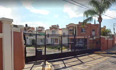 Casa En Venta Col. San Gaspar De Las  Flores, Remate Bancario