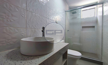 Departamento Flat, 2° piso, remodelado, en Venta