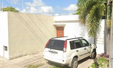 Casa en Venta. Chuburná de Hidalgo, Hidalgo de Chuburná, Mérida, Yucatán. Remate Hipotecario.